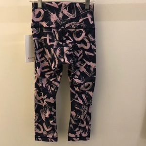 lululemon athletica Pants - Lululemon pink blue Wunder Under Crop 21”, sz 4 lululemon athletica Pants - Lululemon pink blue Wunder Under Crop 21”, sz 4